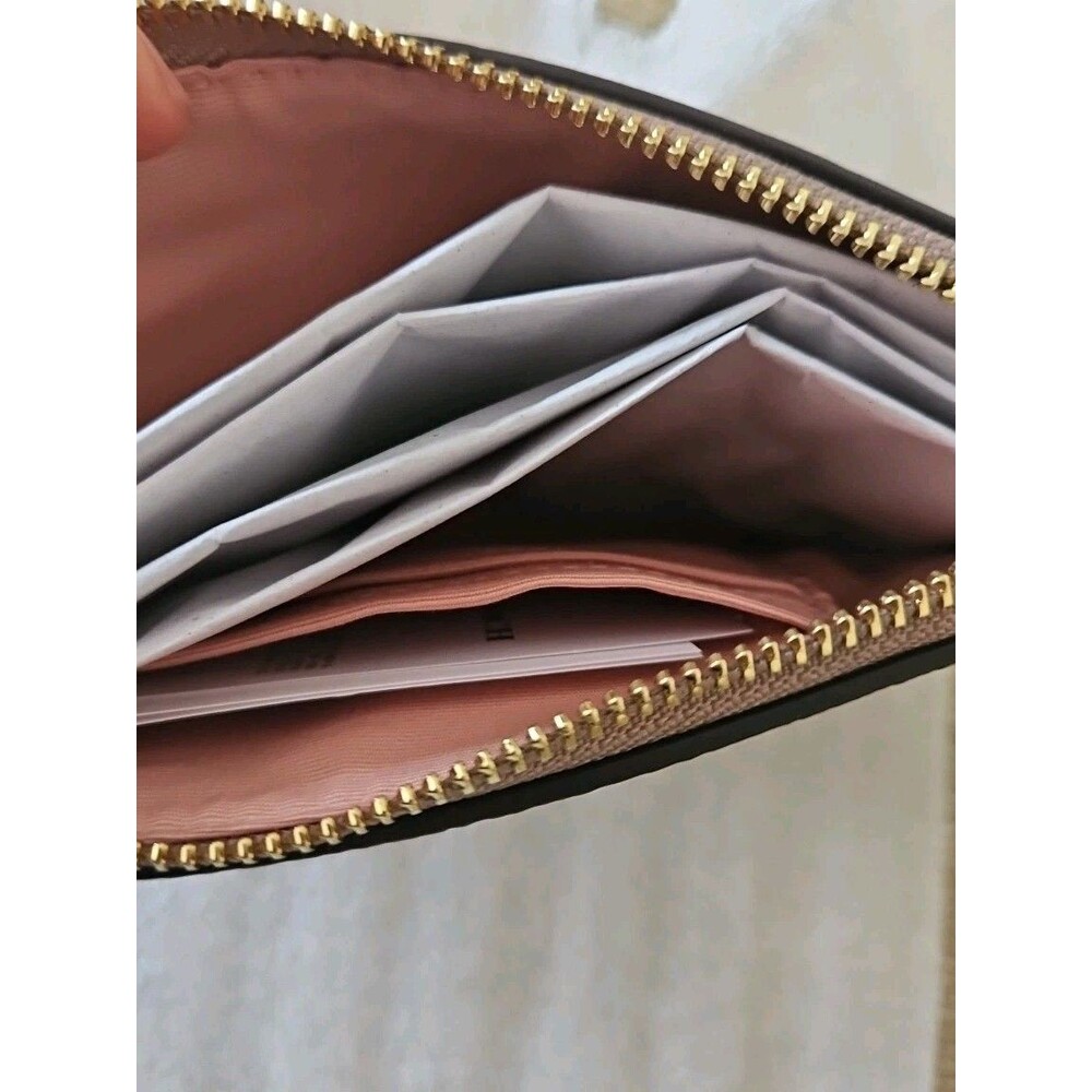 NWT Coach Signature Corner Zip Floral Print Wristlet CAR20 Original Packaging - Picture 3 of 6